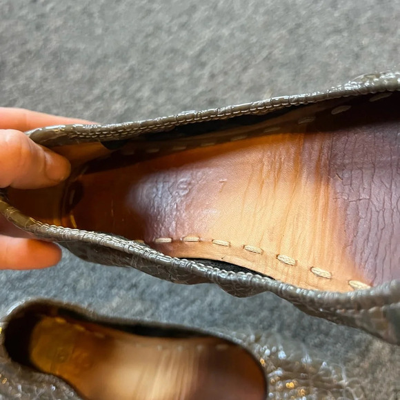 Tieks Grey Crocodile Print Flats, size 7 - Picture 5 of 6